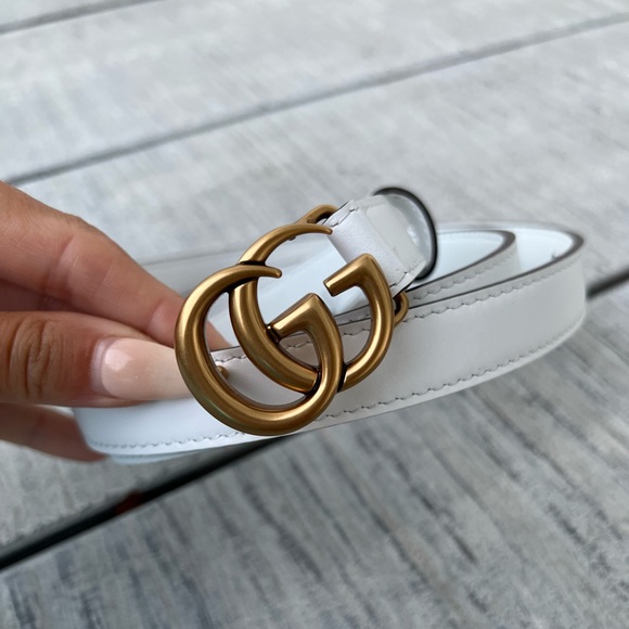 Gucci Accessories - Gucci GG white skinny leather belt size 85